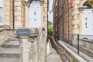 Entrance - click for photo gallery